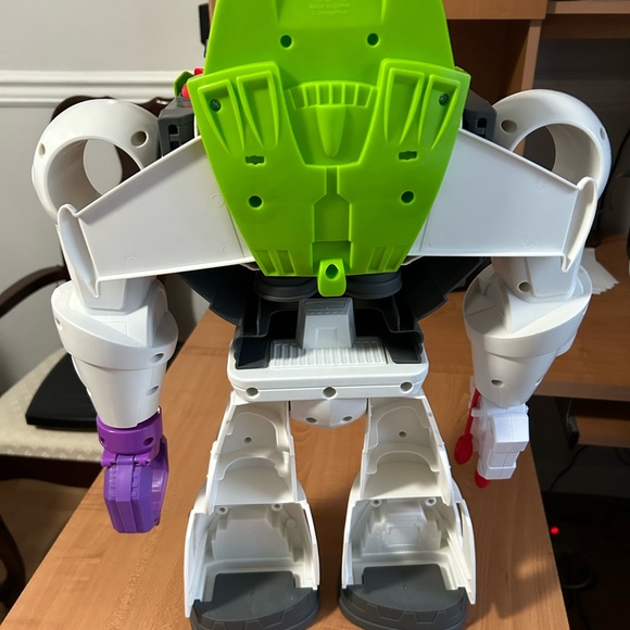 Imaginext Disney Toy Story 4 Buzz Lightyear robot large size with figures lot 7 - Picture 3 of 7